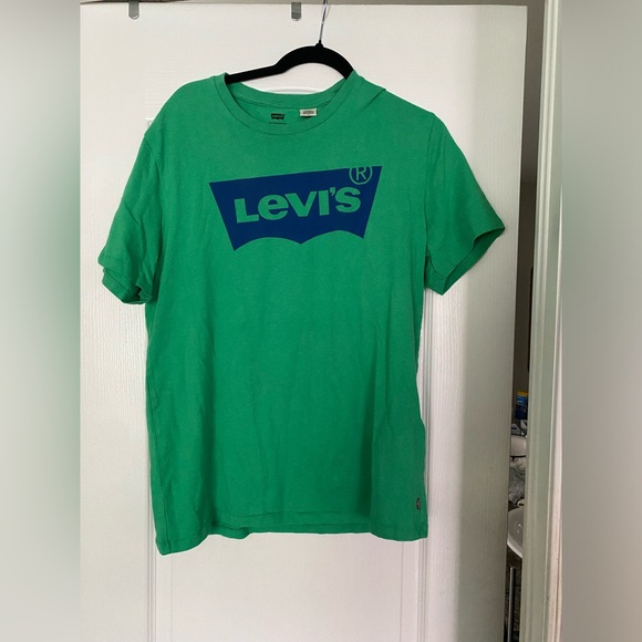 Men’s green Levi’s T-shirt - Picture 1 of 3